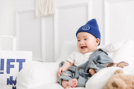 白银宝宝发烧呕吐